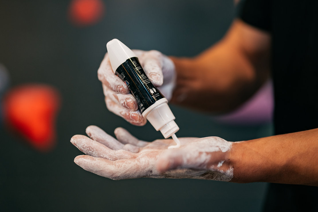 מגנזיום נוזלי יבש | CarbonGrip מגנזיום נוזלי יבש | CarbonGrip